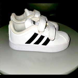 baby boy adidas shoes size 5.5